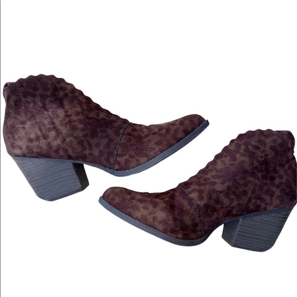 Coconuts by Matisse Addie leopard print booties size 7 1/2 - Picture 4 of 8